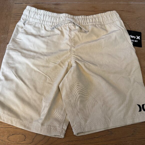 Hurley: Big Boys Utopia Cotton Blend Graphic T-Shirt/ 2 Pair Shorts - Picture 2 of 8